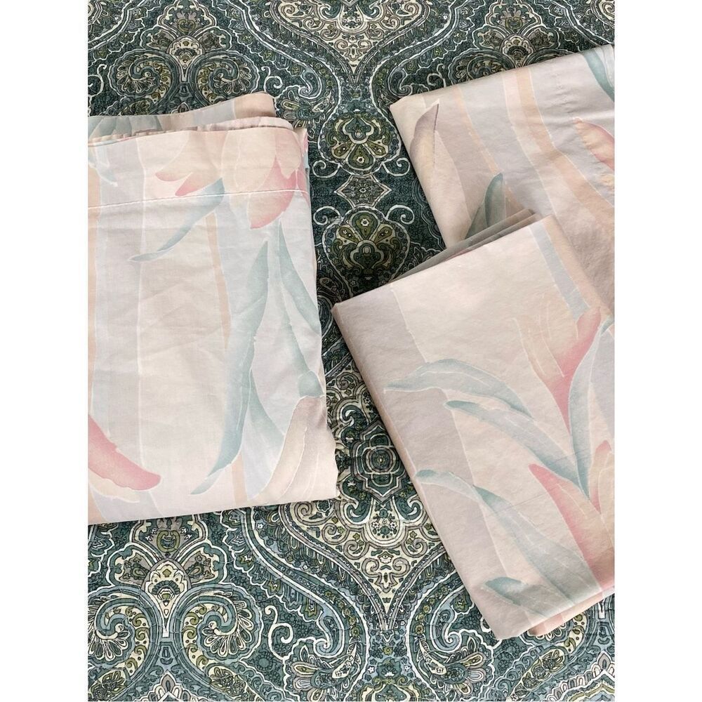 Floral Pastel Vintage Sheet Set - Soft Pink & Mint Tulips